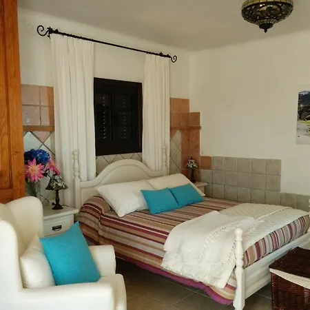 Holiday home Caracoles *
